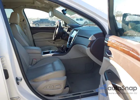 2013 Cadillac Srx Performance Collection z USA, uszkodzony, nr VIN 3GYFNDE32DS645862